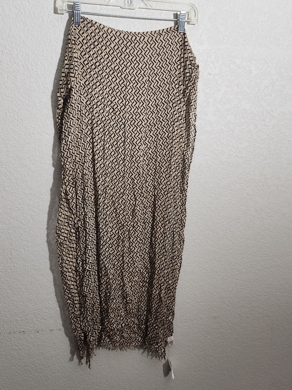 Cato Beige and Black Geometric Fringe Wrap Scarf